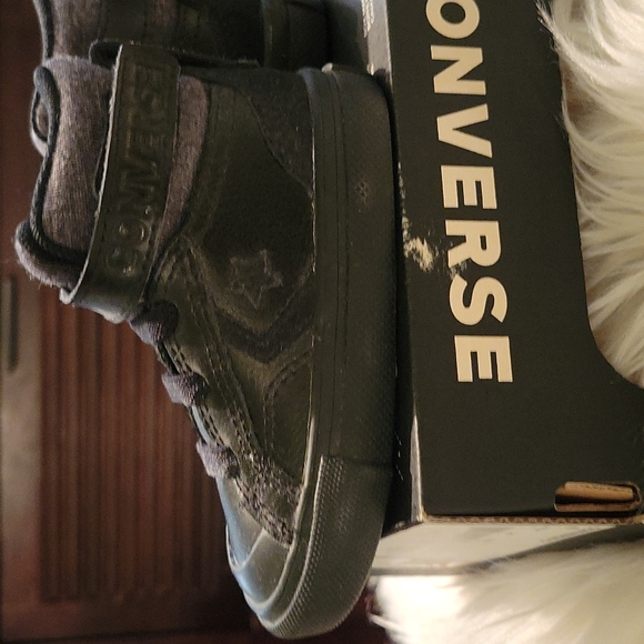 Converse Sneakers - Picture 3 of 9